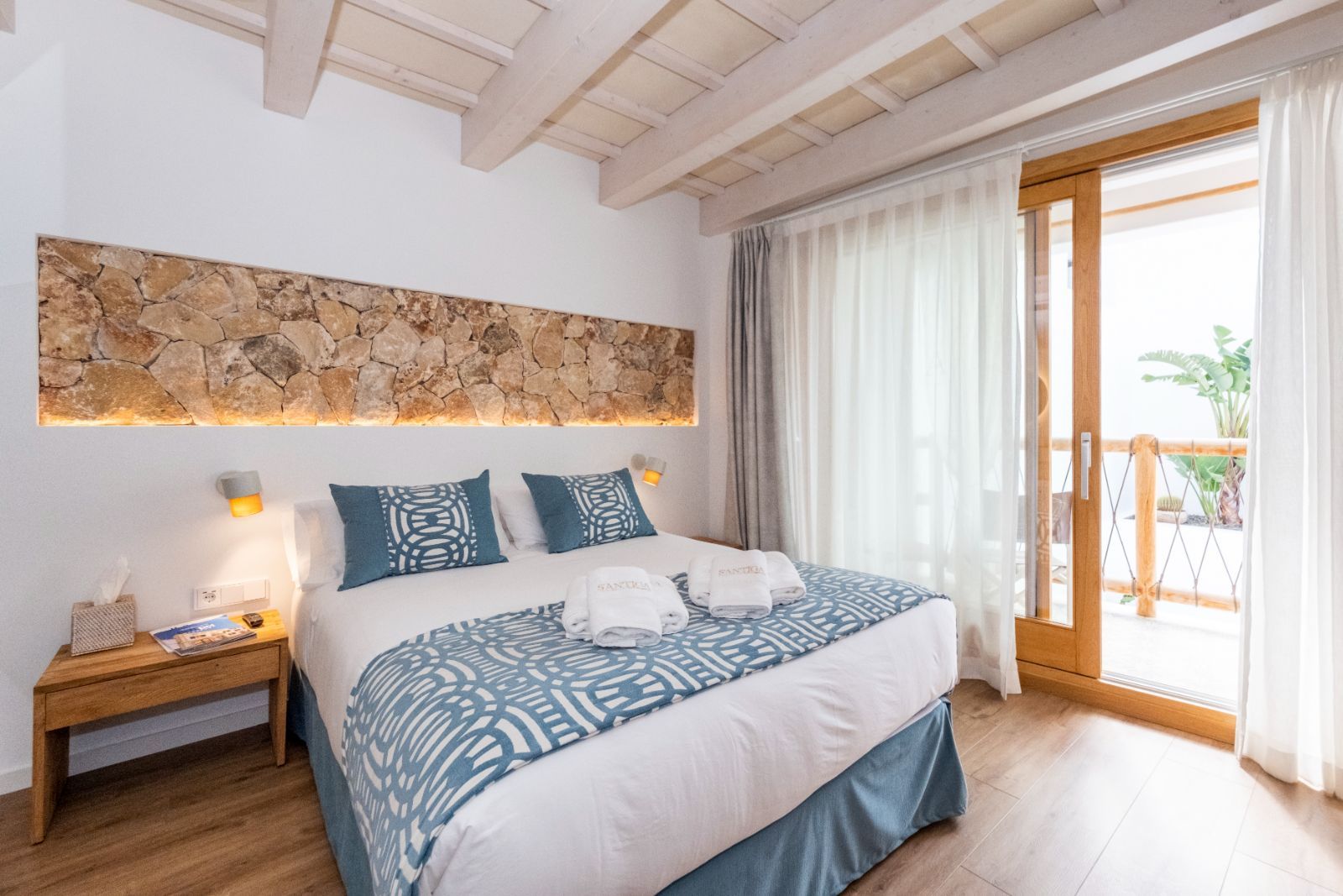 Habitación Doble Superior con Terraza - S'Antiga
